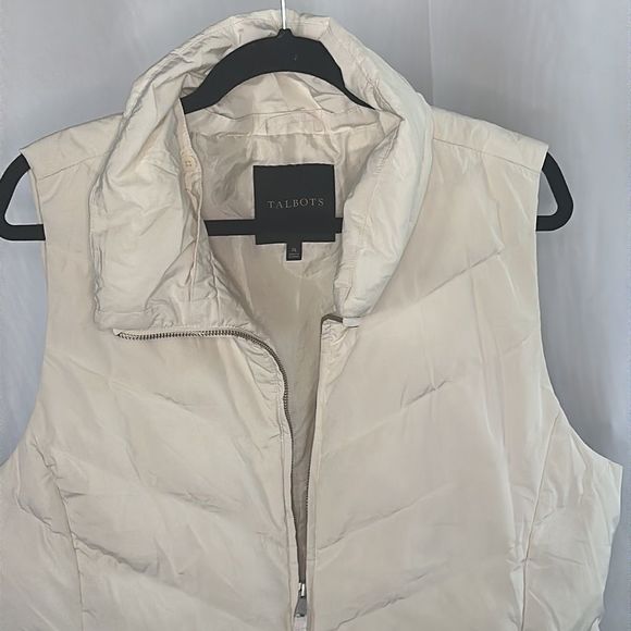 Talbots white XL puffer vest - Picture 2 of 4